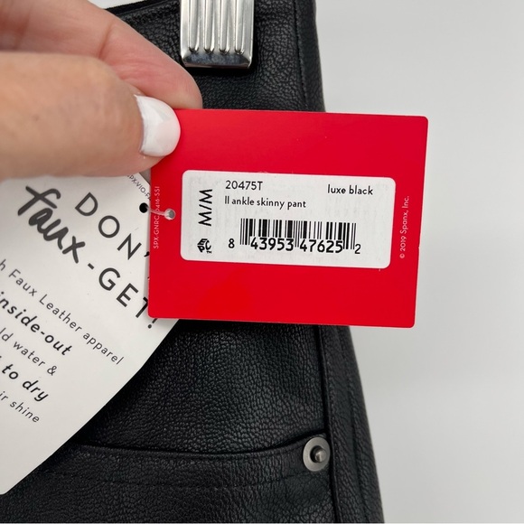 NEW SPANX Leather-Like Ankle Skinny Pant Luxe Black Size Medium Tall - Picture 8 of 13